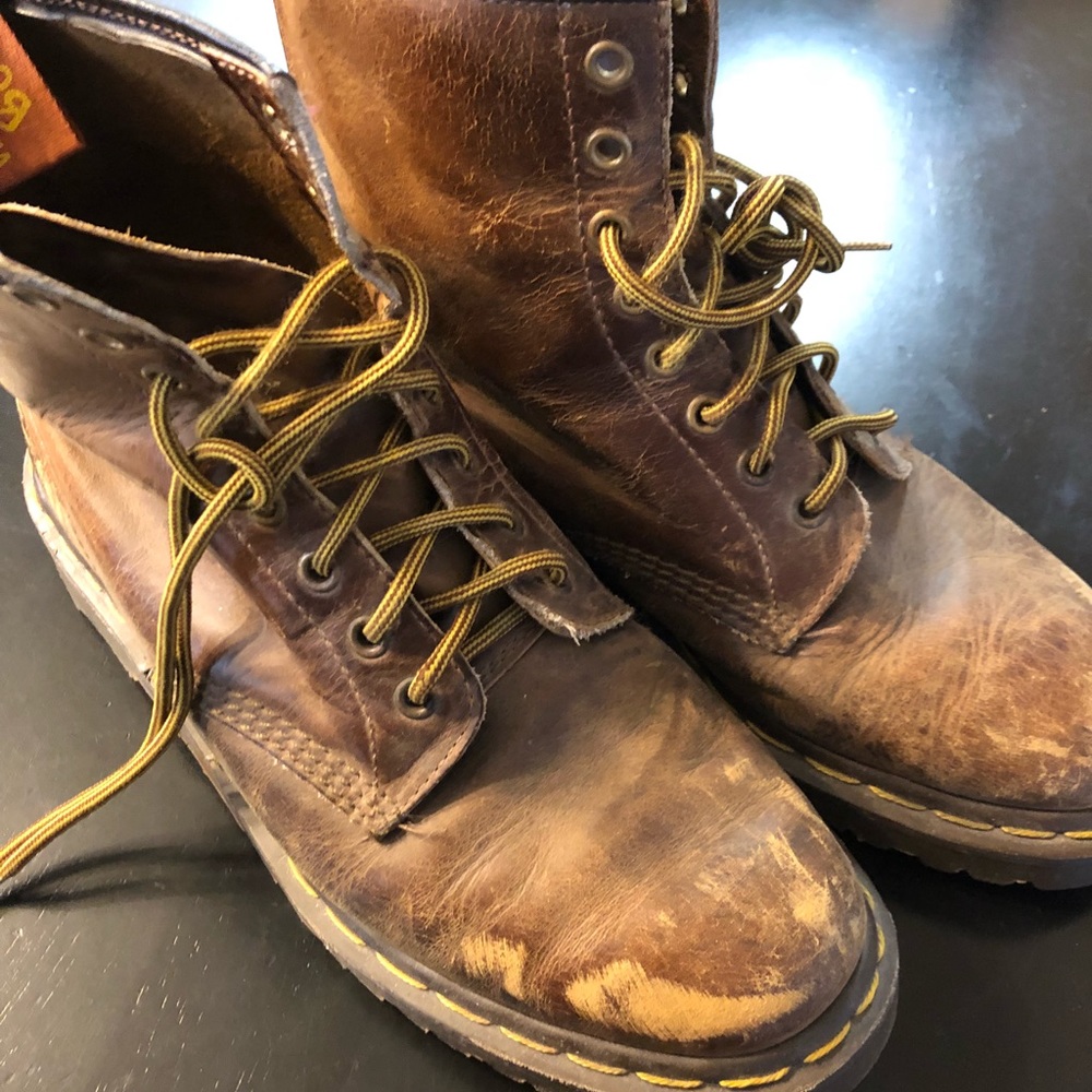 Vintage size 8 Doc Martens
